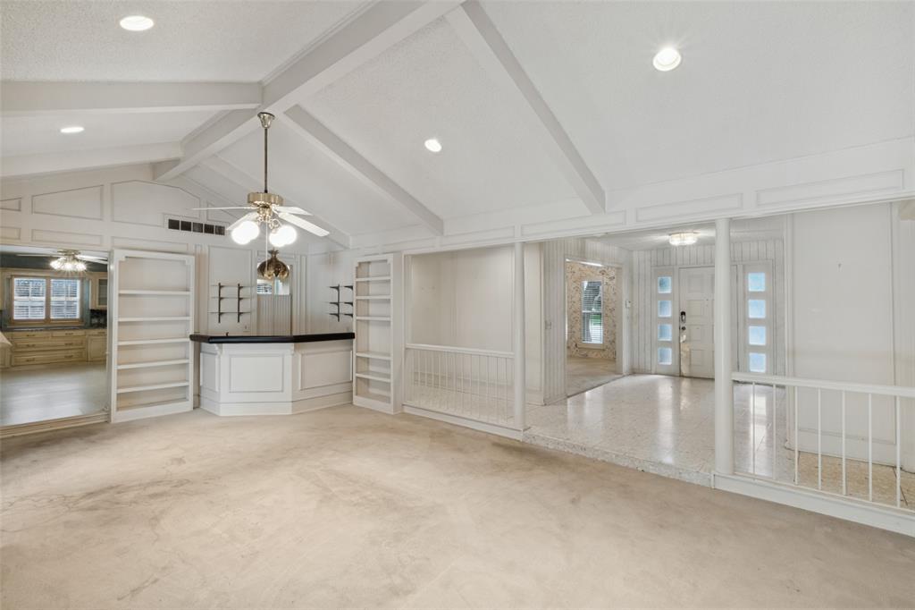 6936 Wildglen Drive Property Photo 14