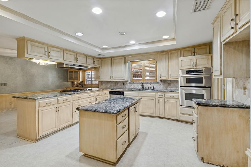 6936 Wildglen Drive Property Photo 17