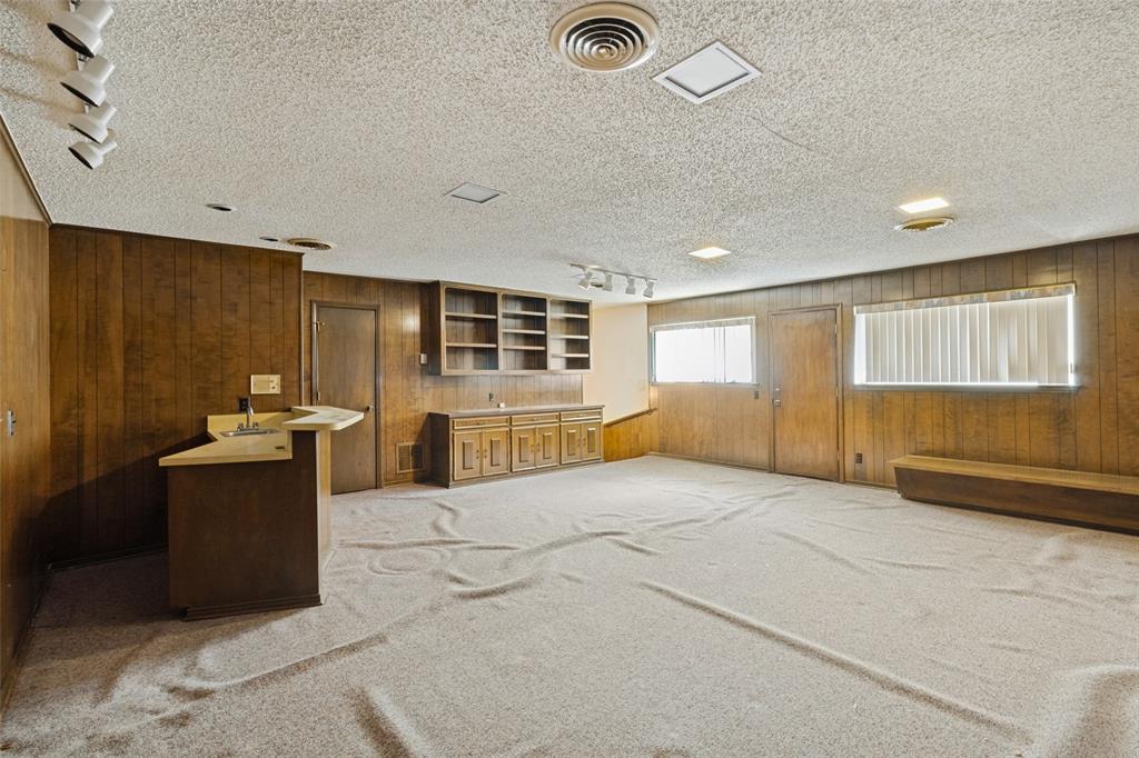 6936 Wildglen Drive Property Photo 24