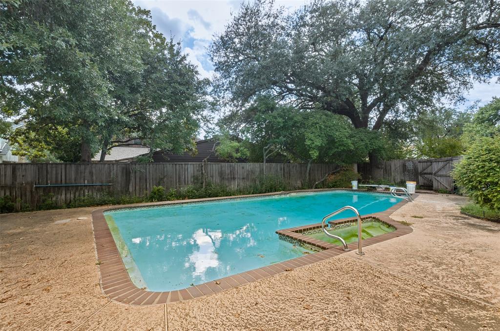 6936 Wildglen Drive Property Photo 25