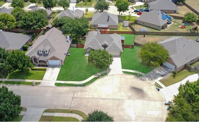 521 Acorn Court Property Photo 2