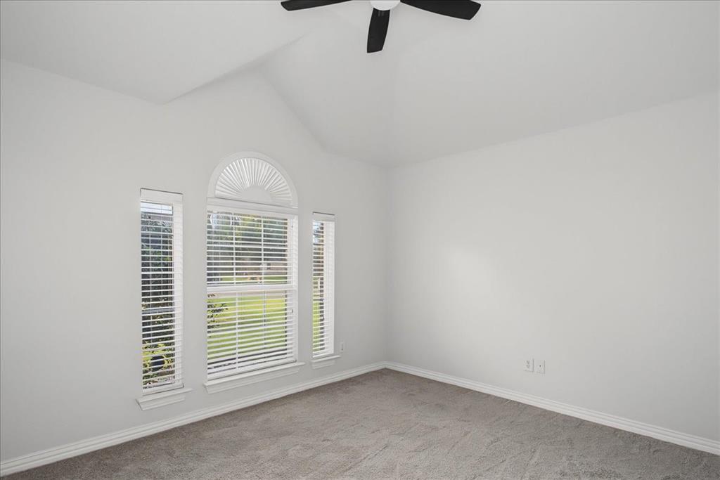 521 Acorn Court Property Photo 28