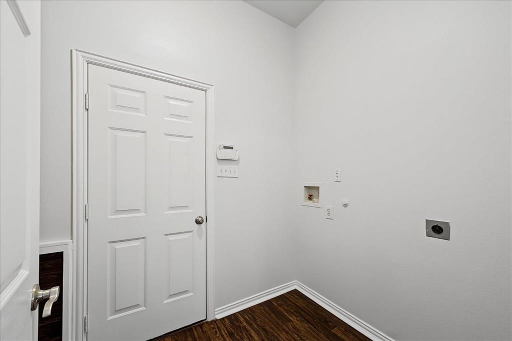 521 Acorn Court Property Photo 33