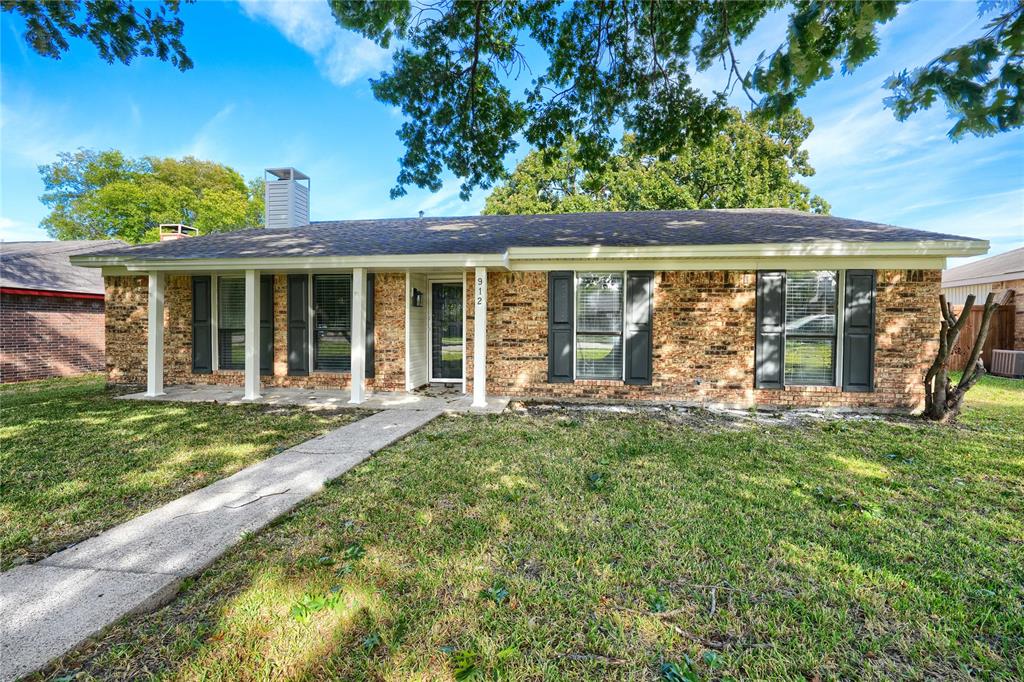 912 Navasota Drive Property Photo 1