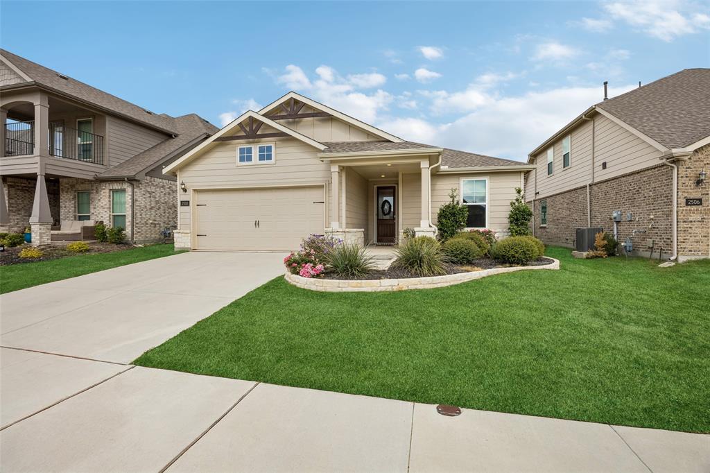 2510 Cowbird Way Property Photo 2