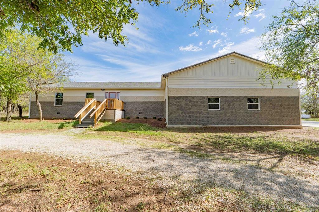 211 E Bay Drive Property Photo 1