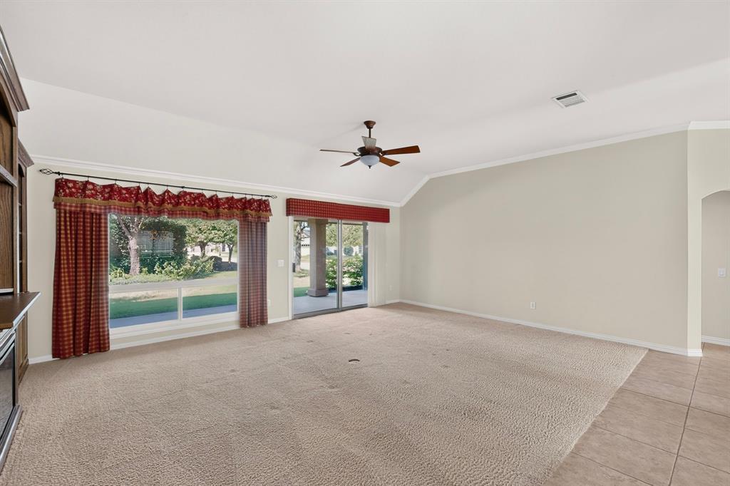 9900 Hanford Drive Property Photo 9