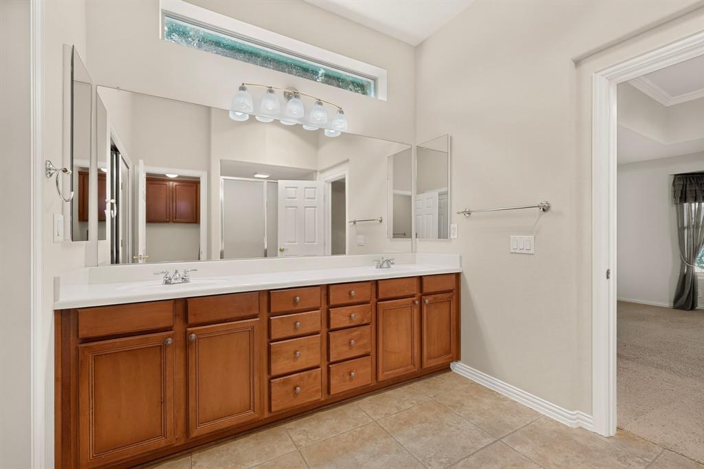 9900 Hanford Drive Property Photo 25