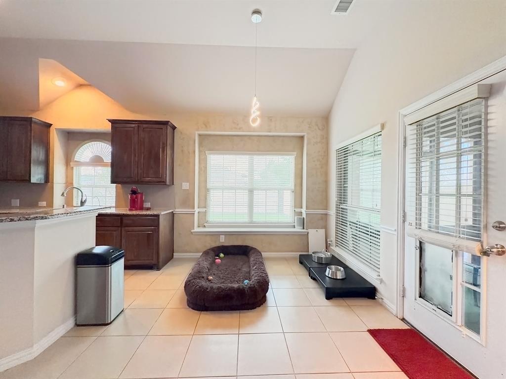 717 Keswick Drive Property Photo 12