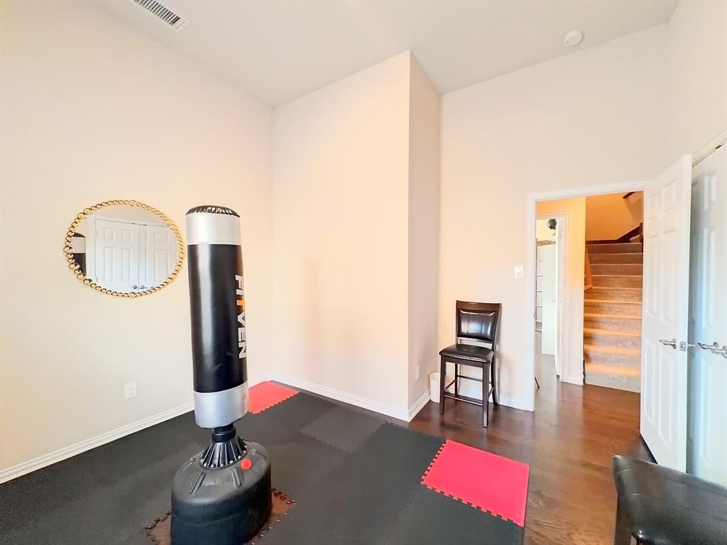 717 Keswick Drive Property Photo 23