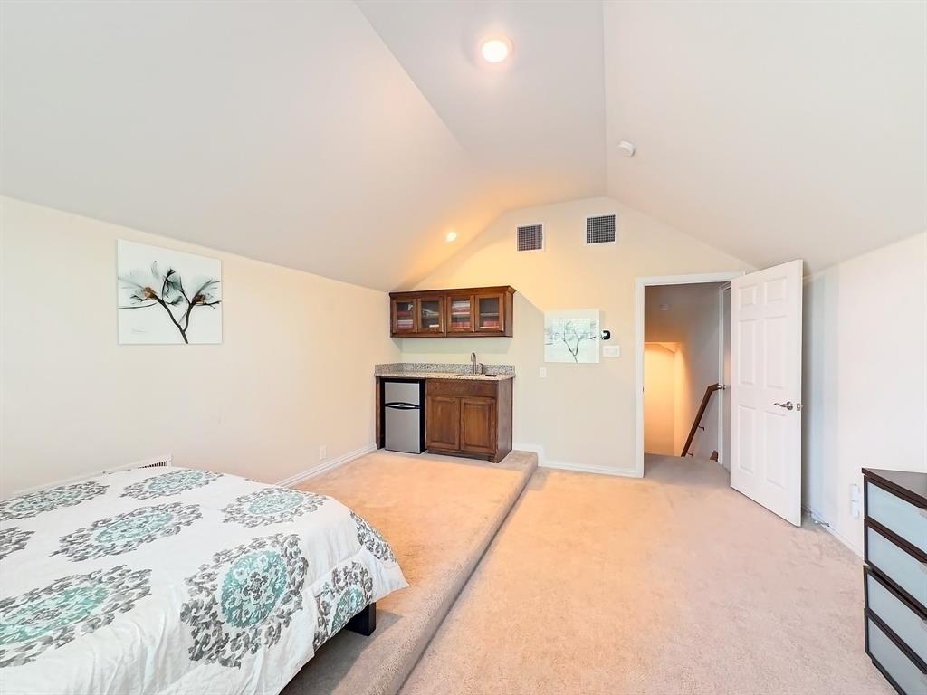 717 Keswick Drive Property Photo 27