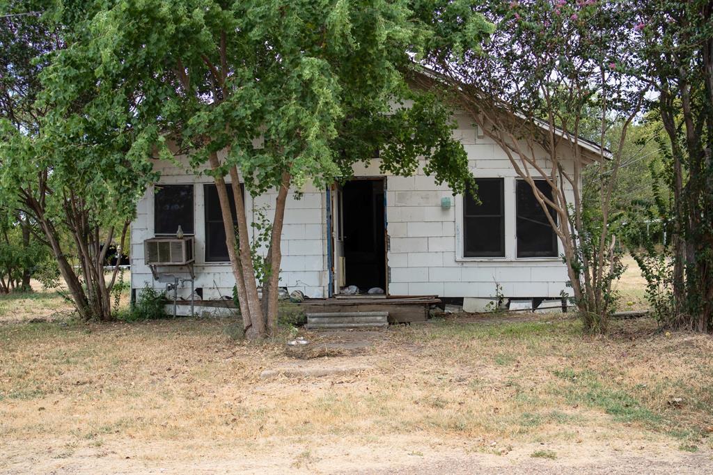 304 Lawrence Street Property Photo 1