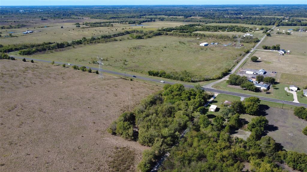 147 Private Road 4330 Property Photo 3