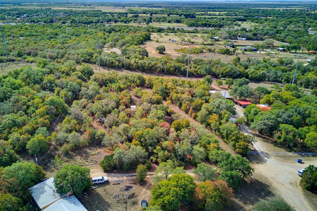 4411 Private Road 1170 Property Photo 1