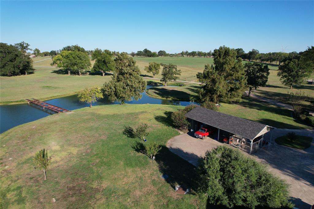 2704 County Road 1103 Property Photo 8