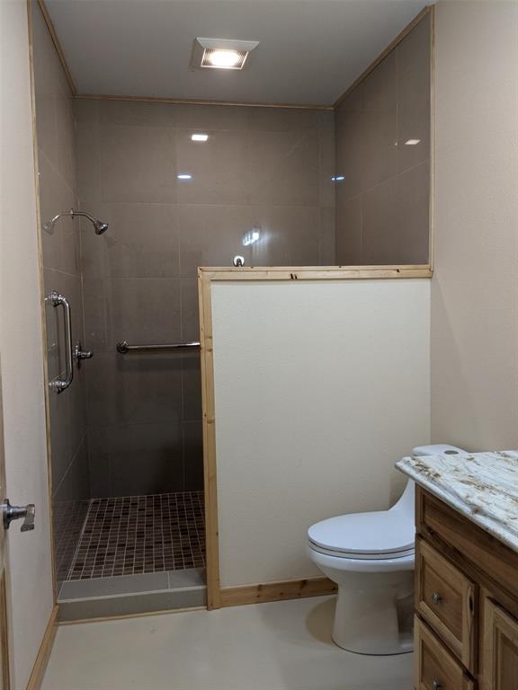 2704 County Road 1103 Property Photo 26