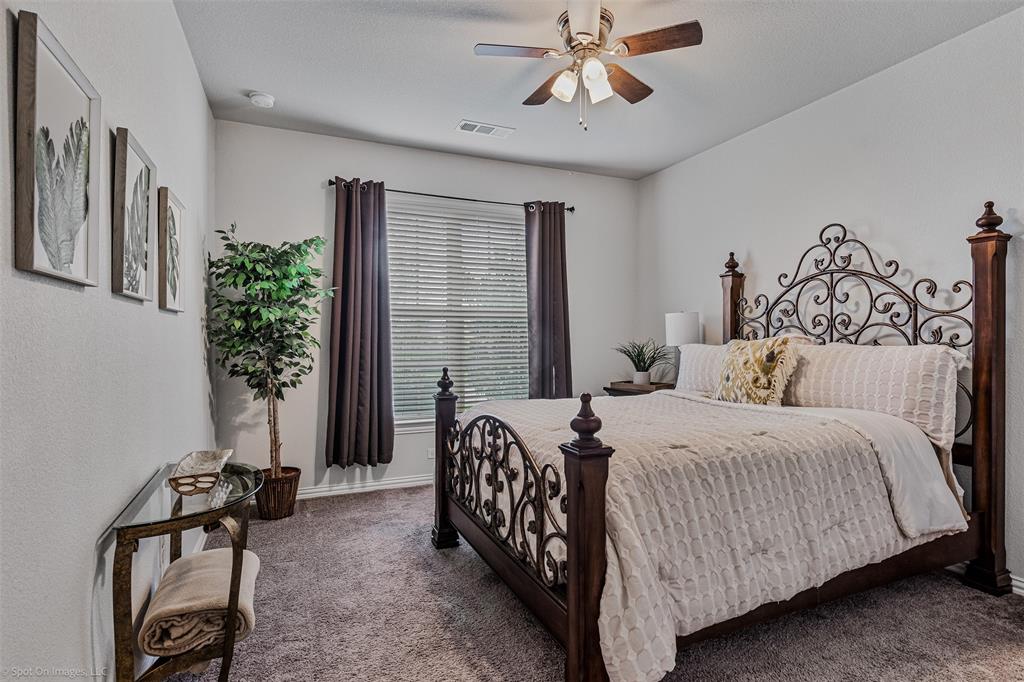 1612 Village Creek Drive Property Photo 19