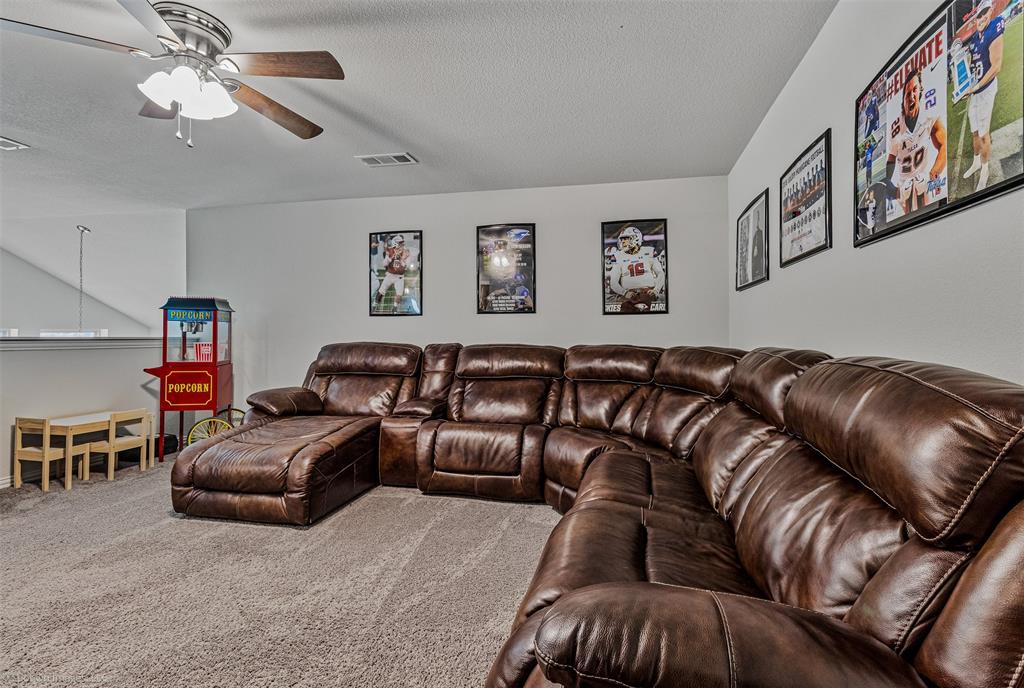 1612 Village Creek Drive Property Photo 25