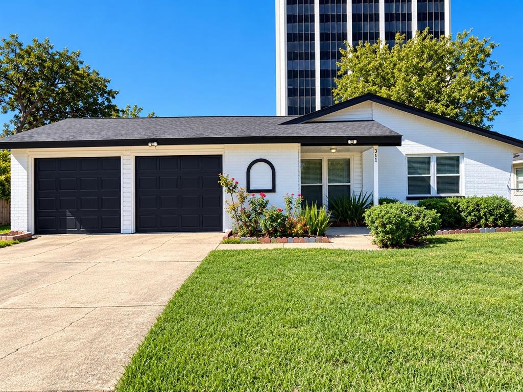 311 Oxford Drive Property Photo 1