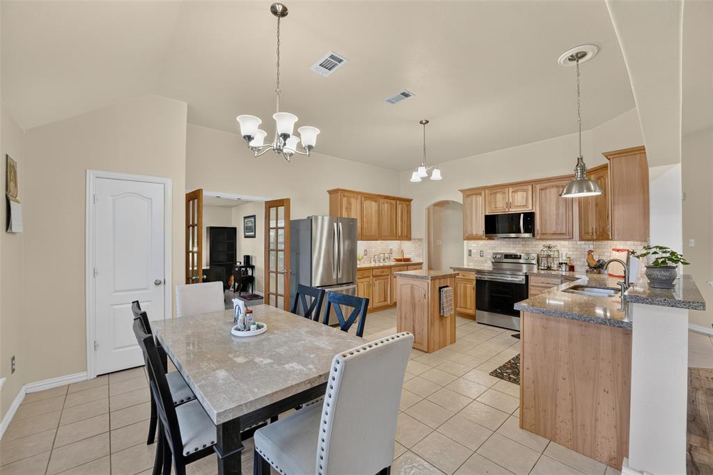 8700 Broken Bow Drive Property Photo 4