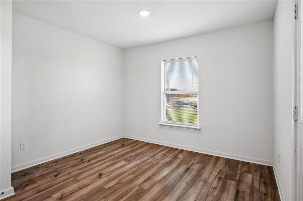 1908 Pondera Street Property Photo 6