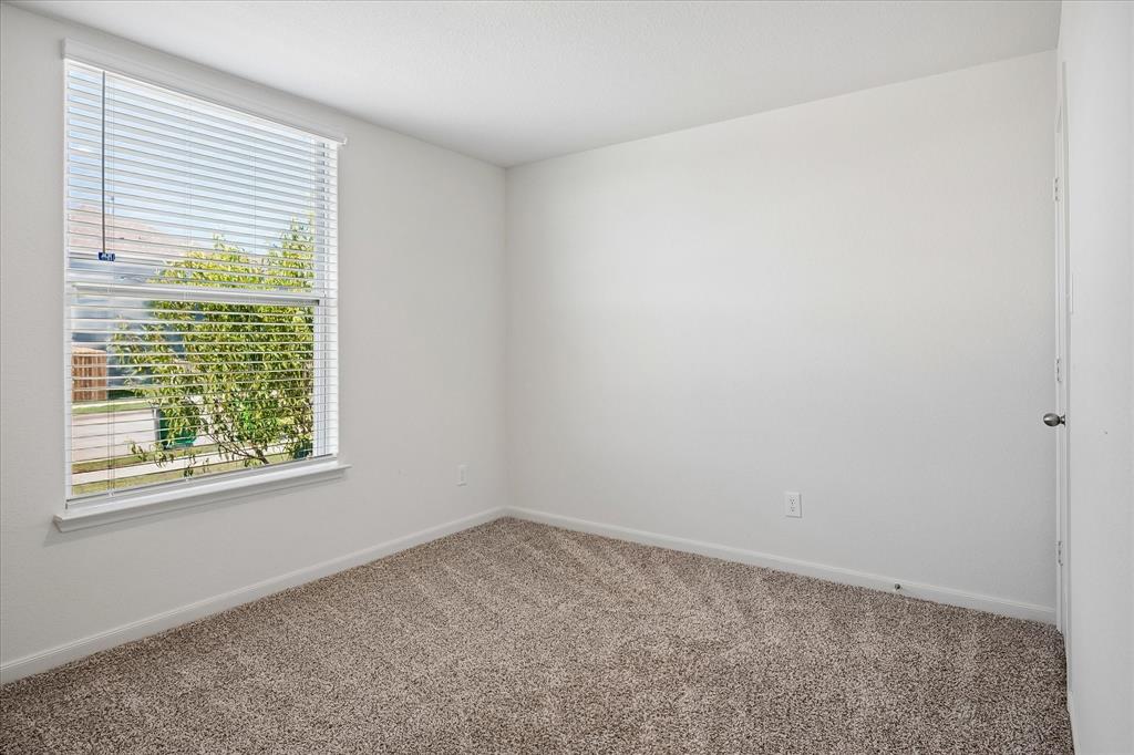 1908 Pondera Street Property Photo 12