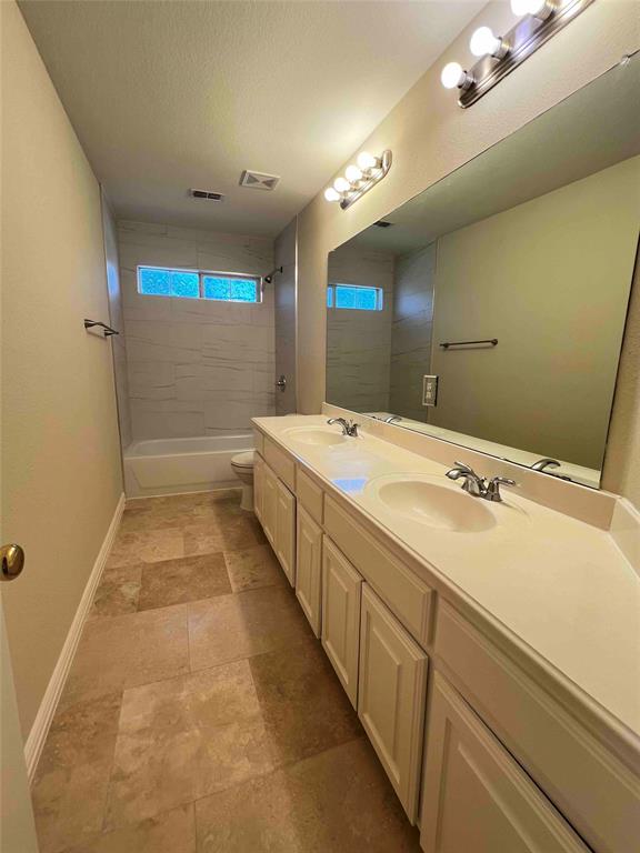 4203 Iron Lane Property Photo 13