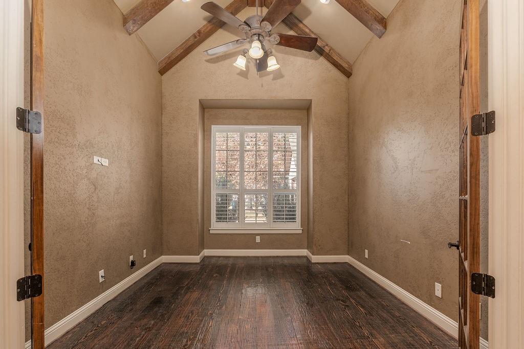 1407 S Houston Street Property Photo 15