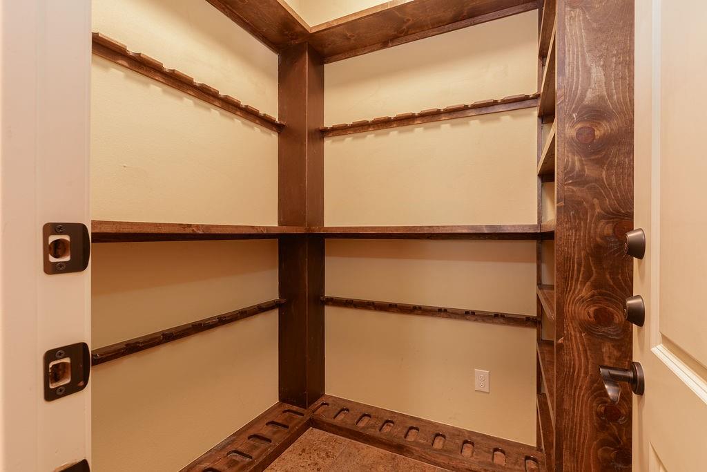 1407 S Houston Street Property Photo 21