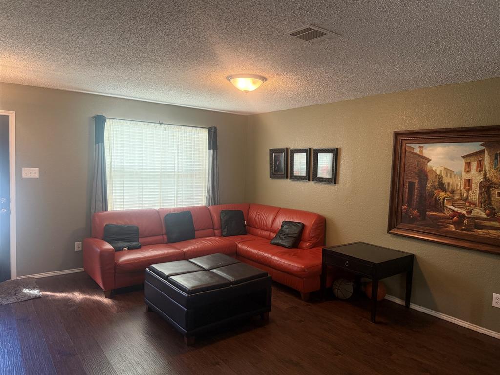 8115 Mossberg Drive Property Photo 4