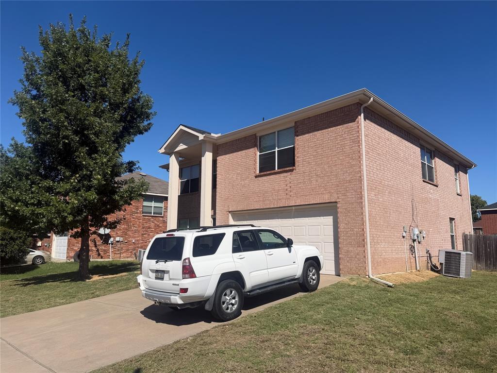 8115 Mossberg Drive Property Photo 15