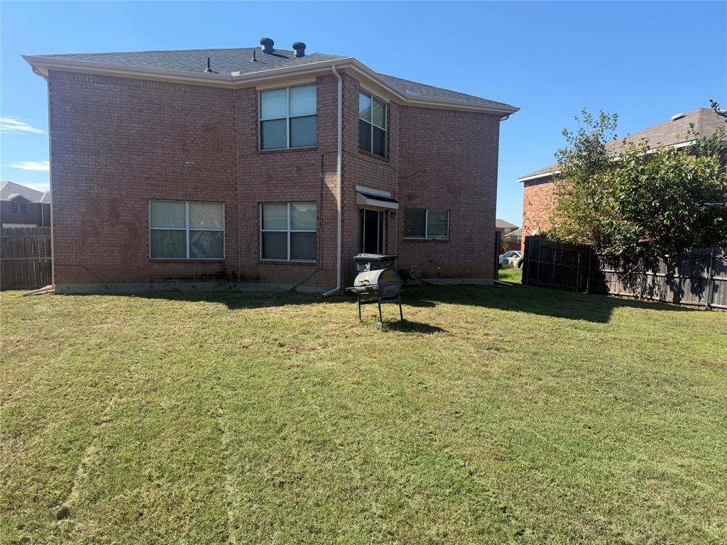 8115 Mossberg Drive Property Photo 18