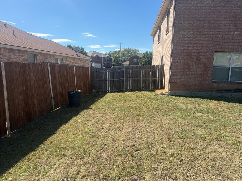 8115 Mossberg Drive Property Photo 20