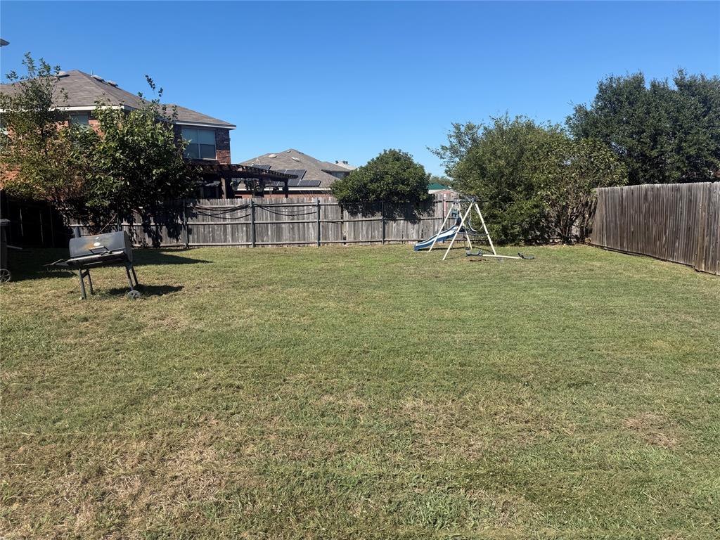 8115 Mossberg Drive Property Photo 23