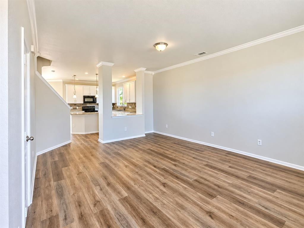 1632 Kawati Way Property Photo 3