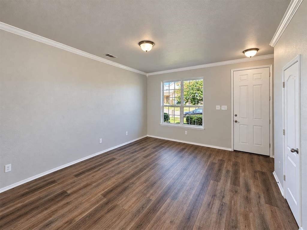 1632 Kawati Way Property Photo 4