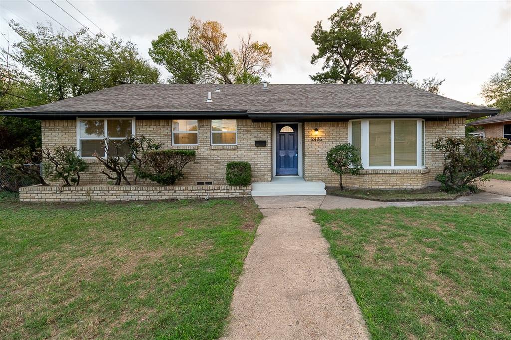2406 Cliff Teen Court Property Photo 1