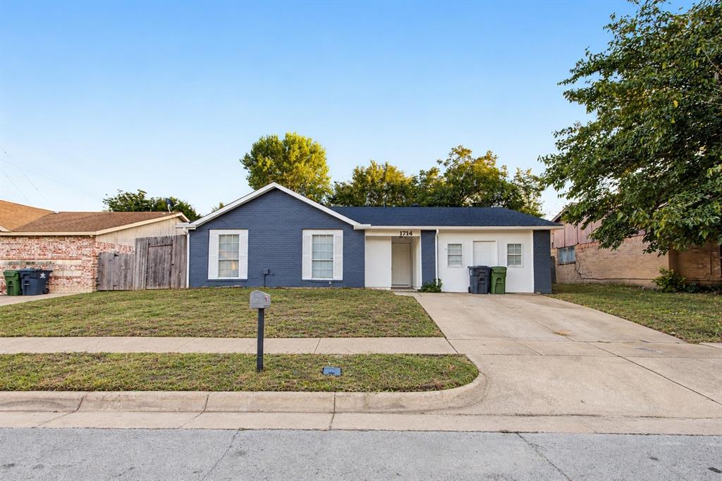1714 Granada Drive Property Photo 1