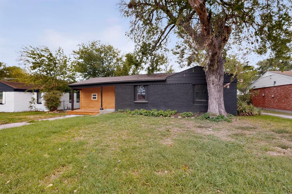1831 Highland Street Property Photo 1