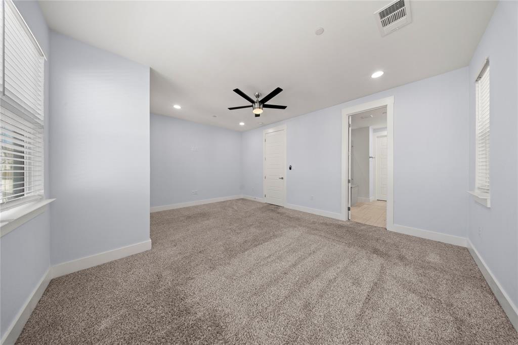 220 Lanyard Drive Property Photo 12
