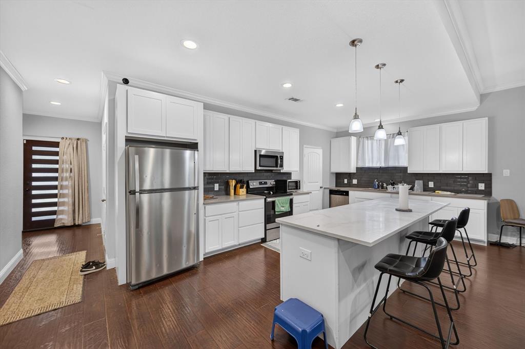 701 Atlanta Street Property Photo 4
