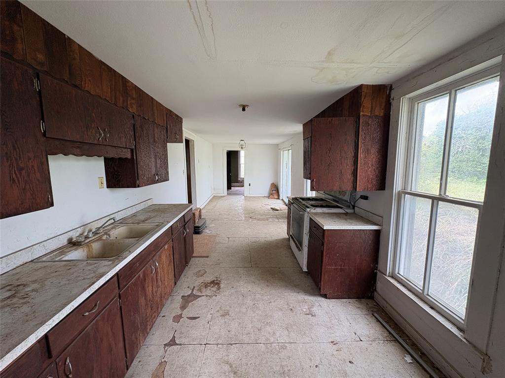 104 A E North Street Property Photo 14