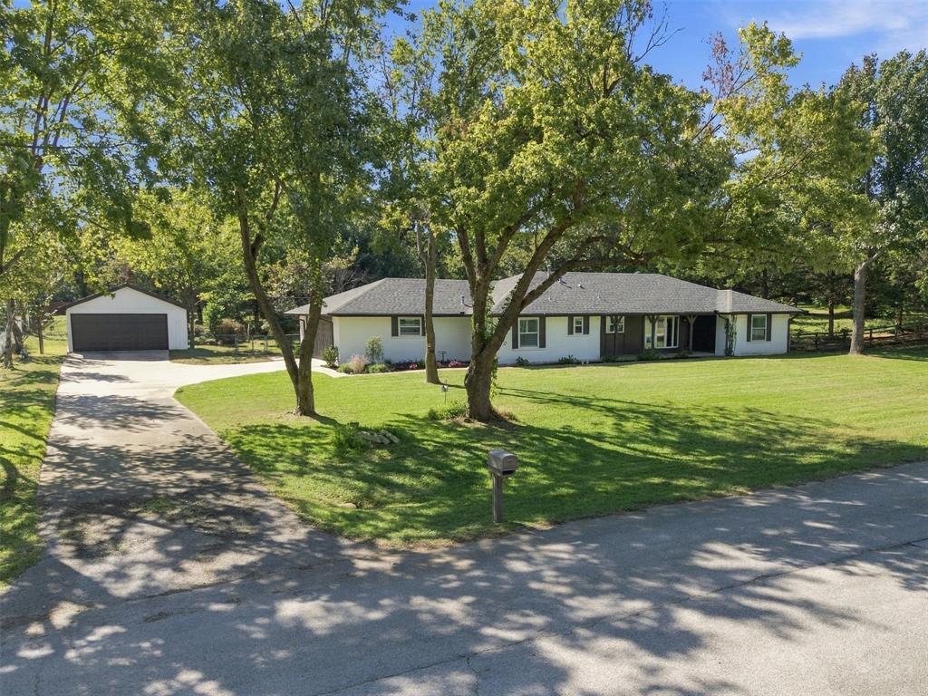 1150 Melissa Drive Property Photo 1