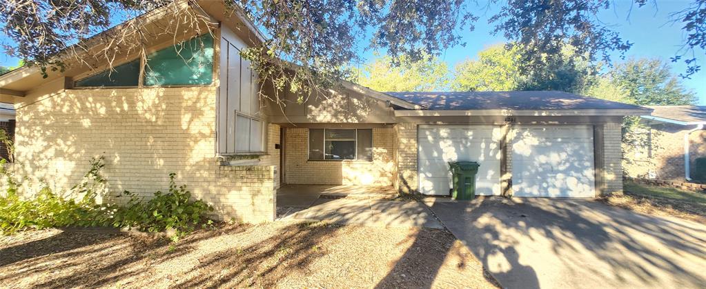 1241 Valentine Street Property Photo 1