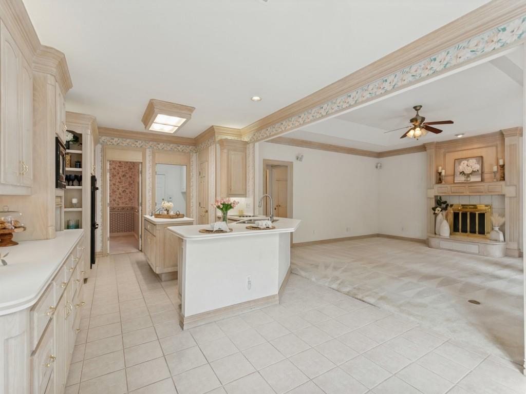 2008 Winding Creek Boulevard Property Photo 16