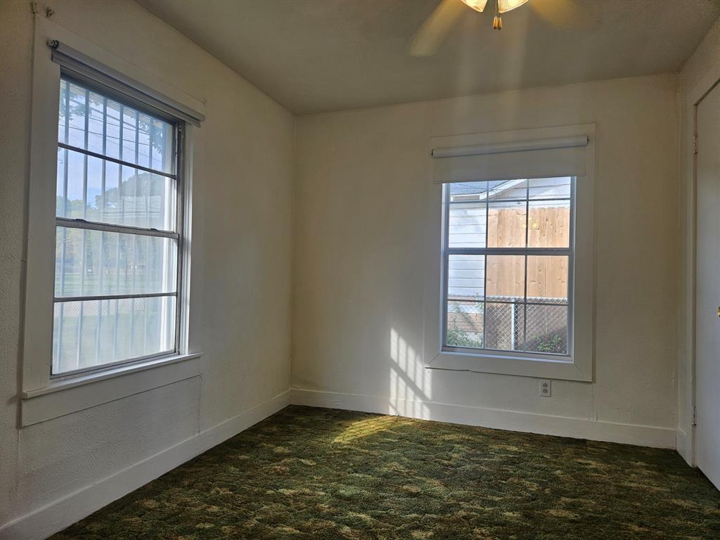 4117 Parrish Road Property Photo 8