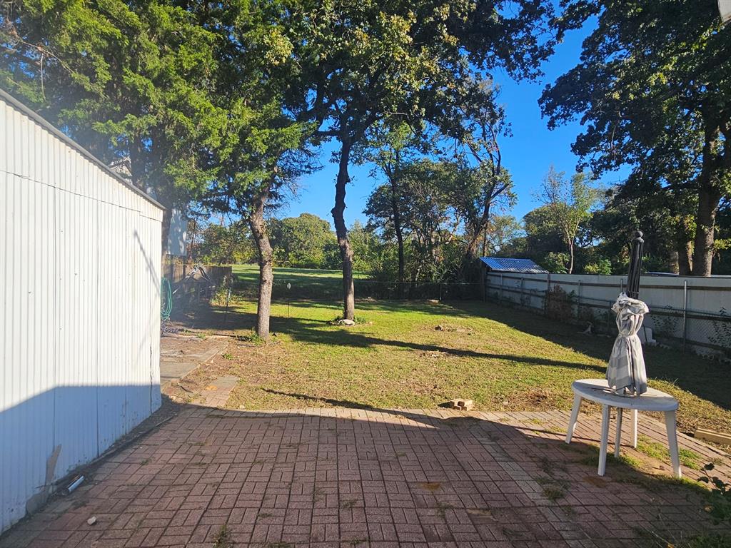 4117 Parrish Road Property Photo 10