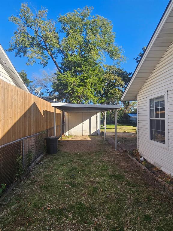 4117 Parrish Road Property Photo 13