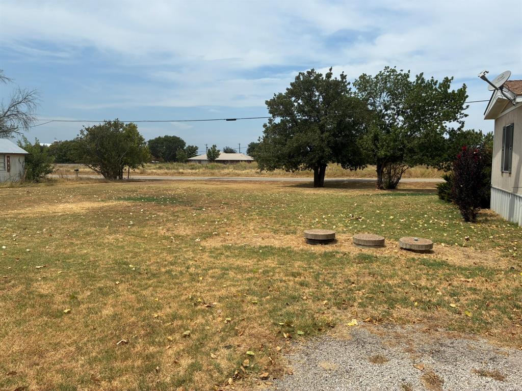 102 S Houston Street Property Photo 14