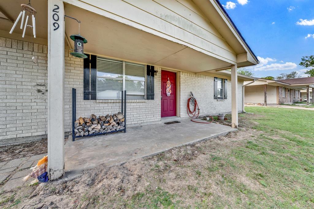 209 Santa Fe Street Property Photo 1